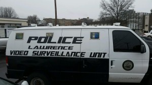 Lawrence PD Mobile Video Surveillance 300x169 - Histoires de réussite