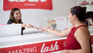 AmazingLashShop FI sm 300x170 - AmazingLashShop-FI-sm