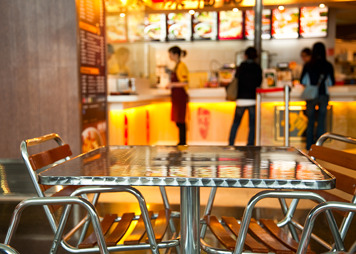 Real-time Insight Into Customer Behavior Real-time Insight Into Customer Behavior